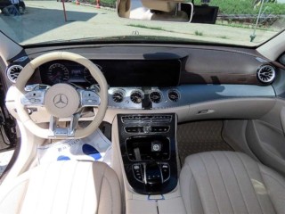 벤츠 E300 익스클루시브 대표 사진