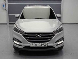 수원 중고차 현대 올뉴투싼 디젤 2.0 2WD 2015.11식 135,482km