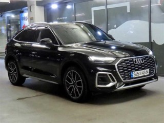 아우디 Q5 (FY) 40 TDI 콰트로 프리미엄 스포트백