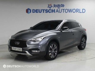 인피니티 QX30