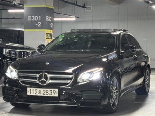 벤츠 E300 4MATIC AMG LINE 대표 사진