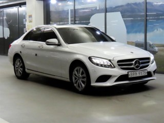 벤츠 C220D C220 d 아방가르드 2019년 1월 중고차 매물 사진