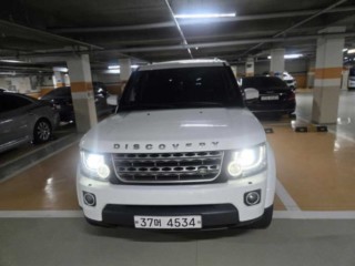 랜드로버 디스커버리 4세대 3.0 SDV6 SE 인증중고차 사진