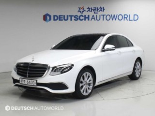 벤츠 E300 익스클루시브 대표 사진
