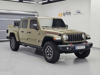 지프 글래디에이터