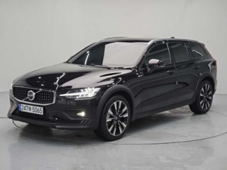 볼보 V60 크로스 컨트리 2세대