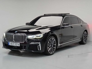 BMW 7시리즈 (G11)