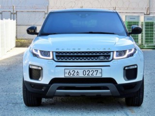 랜드로버 레인지로버 이보크 2.0 TD4 SE 인증중고차 사진