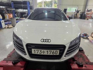 아우디 R8