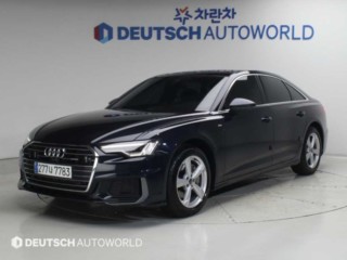 아우디 A6 (C8)