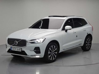 볼보 XC60(2세대) B5 AWD 울트라 브라이트 2024년 10월 중고차 외관