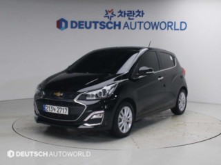 쉐보레 더뉴스파크 프리미어