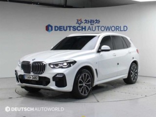 BMW X5 (G05)