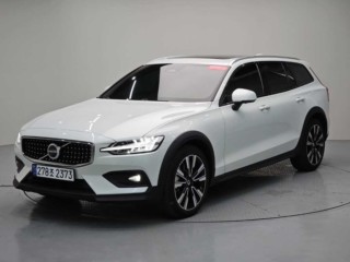 볼보 V60 크로스 컨트리 2세대