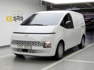 현대 스타리아