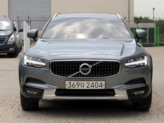 볼보 V90 크로스컨트리