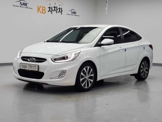 현대 엑센트신형