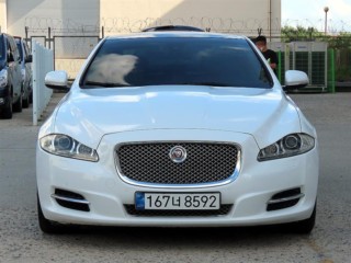 재규어 XJ (X351)