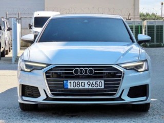 아우디 A6 (C8)