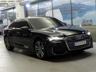 아우디 A6 (C8)