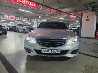 벤츠 E300 아방가르드 대표 사진