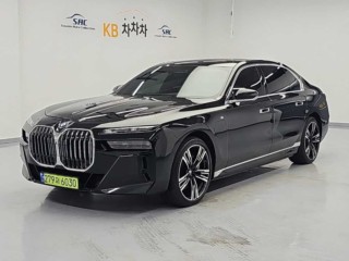 BMW 7시리즈 (G70) 750e xDrive M 스포츠 중고차 사진 1