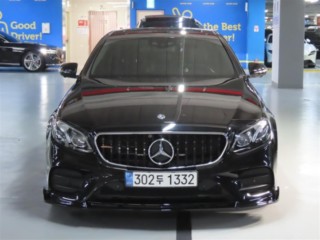 벤츠 E300 AMG LINE 대표 사진