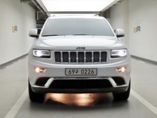 지프 그랜드 체로키