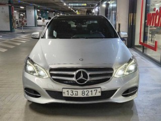 벤츠 E300 4MATIC 아방가르드 대표 사진
