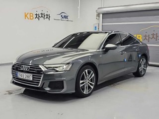 아우디 A6 (C8)