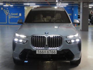 BMW X7 (G07)