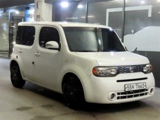 닛산 큐브