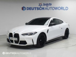 BMW M4 (G82)