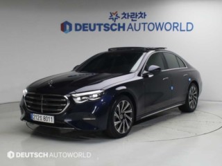 벤츠 E300 4MATIC 익스클루시브 대표 사진
