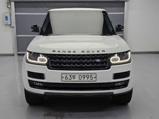 랜드로버 레인지로버 4세대 4.4 SDV8 VOGUE SE 디젤 인증중고차 사진