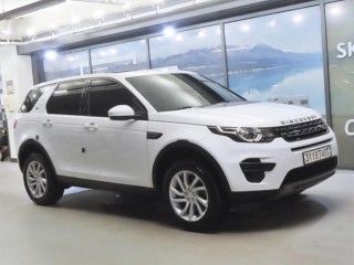 랜드로버 디스커버리 스포츠 2.0 TD4 SE 인증중고차 사진