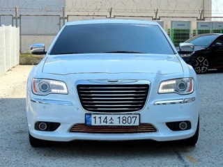 크라이슬러 더뉴300C