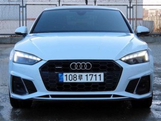아우디 A5 (F5)