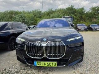 BMW 7시리즈 (G70)