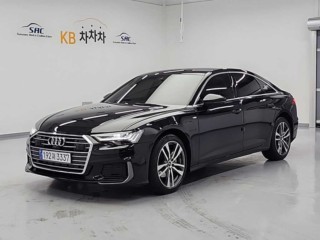 아우디 A6 (C8)
