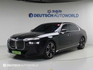 BMW 7시리즈 (G70) 750e xDrive M 스포츠 중고차 사진 1