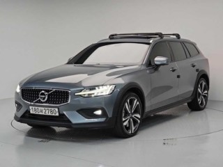볼보 V60 크로스 컨트리 2세대