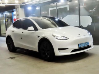 테슬라 모델 Y