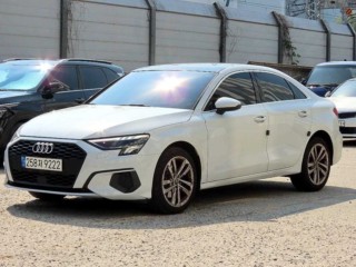 아우디 A3(8Y)
