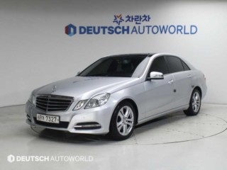 벤츠 E300 아방가르드 대표 사진
