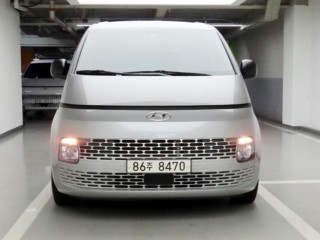 현대 스타리아