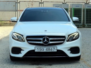 벤츠 E300 AMG LINE 대표 사진