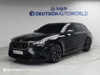 BMW M5 7세대