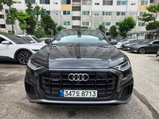 아우디 Q8