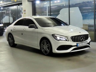 CLA 클래스 CLA 220 AMG LINE